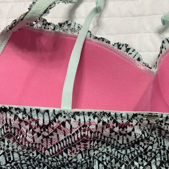 Pink Victoria Secret  Bra Women Size S - Picture 8 of 8